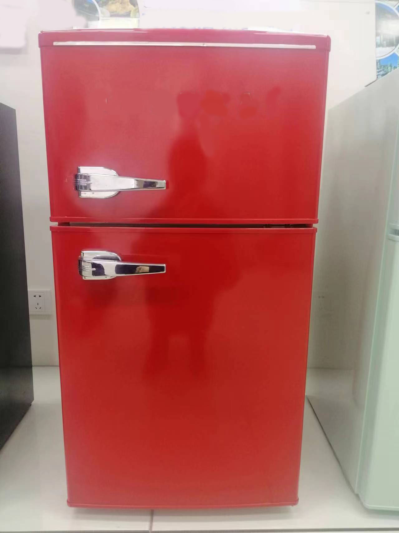 Retro refrigerator BCD-95